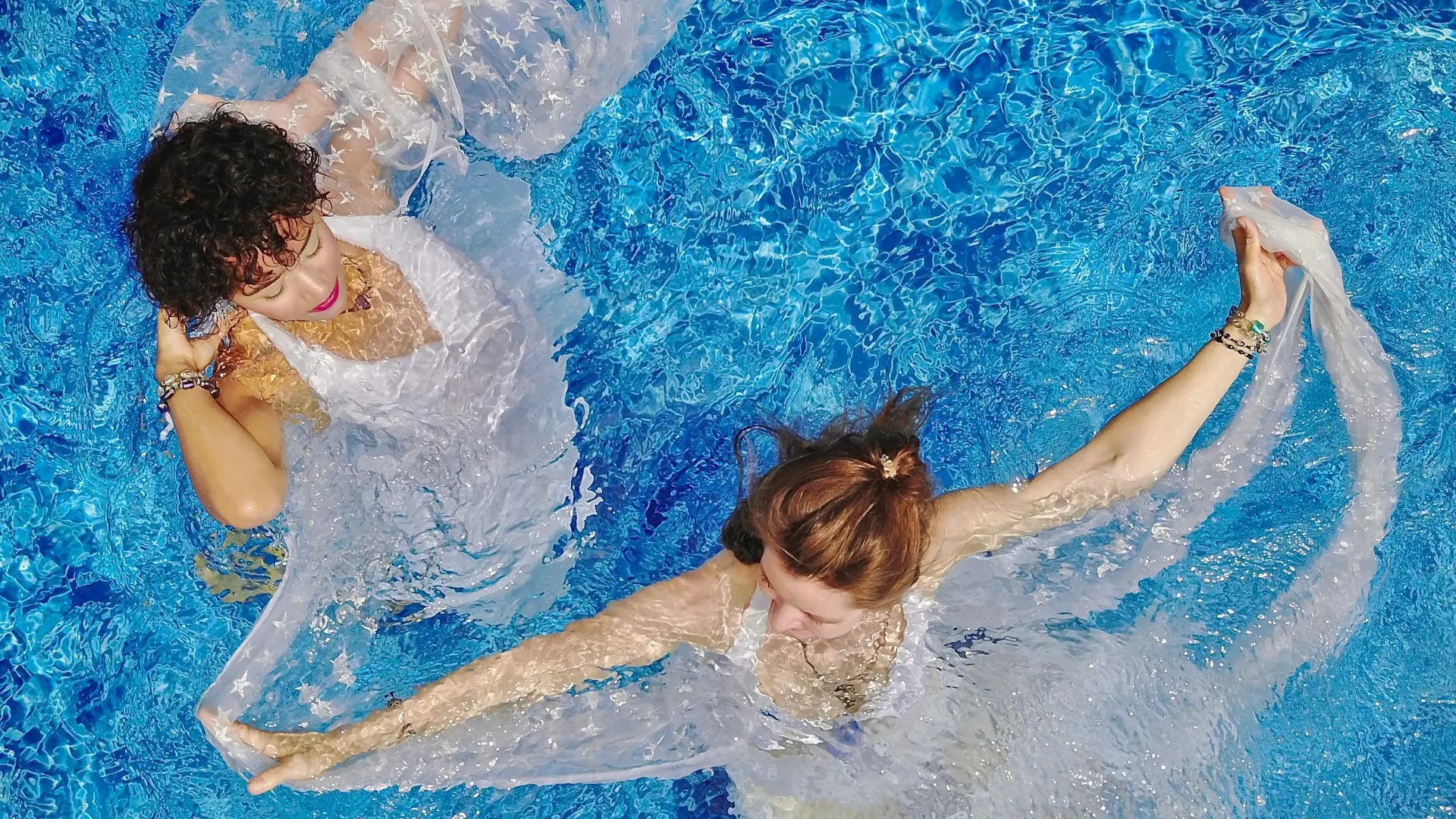 unsplash_ixedg2mKs3w_aquagym